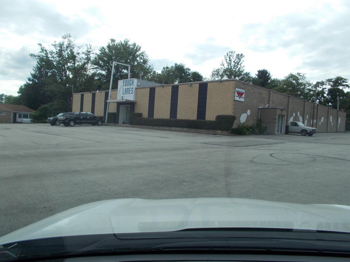 Melody Motor Lodge Connellsville Exterior photo